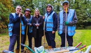 Councillor Carolyn Healy, Telford & Wrekin Council Cabinet Member for Neighbourhoods, Planning and Sustainability with volunteers from left, Brett Cordon, Martin Corbett, Marion Versluijs and Nick Gatward from the Friends of Hurley Brook.
