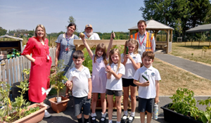£15,000 of funding available to support community projects through Veolia’s EnviroGrant